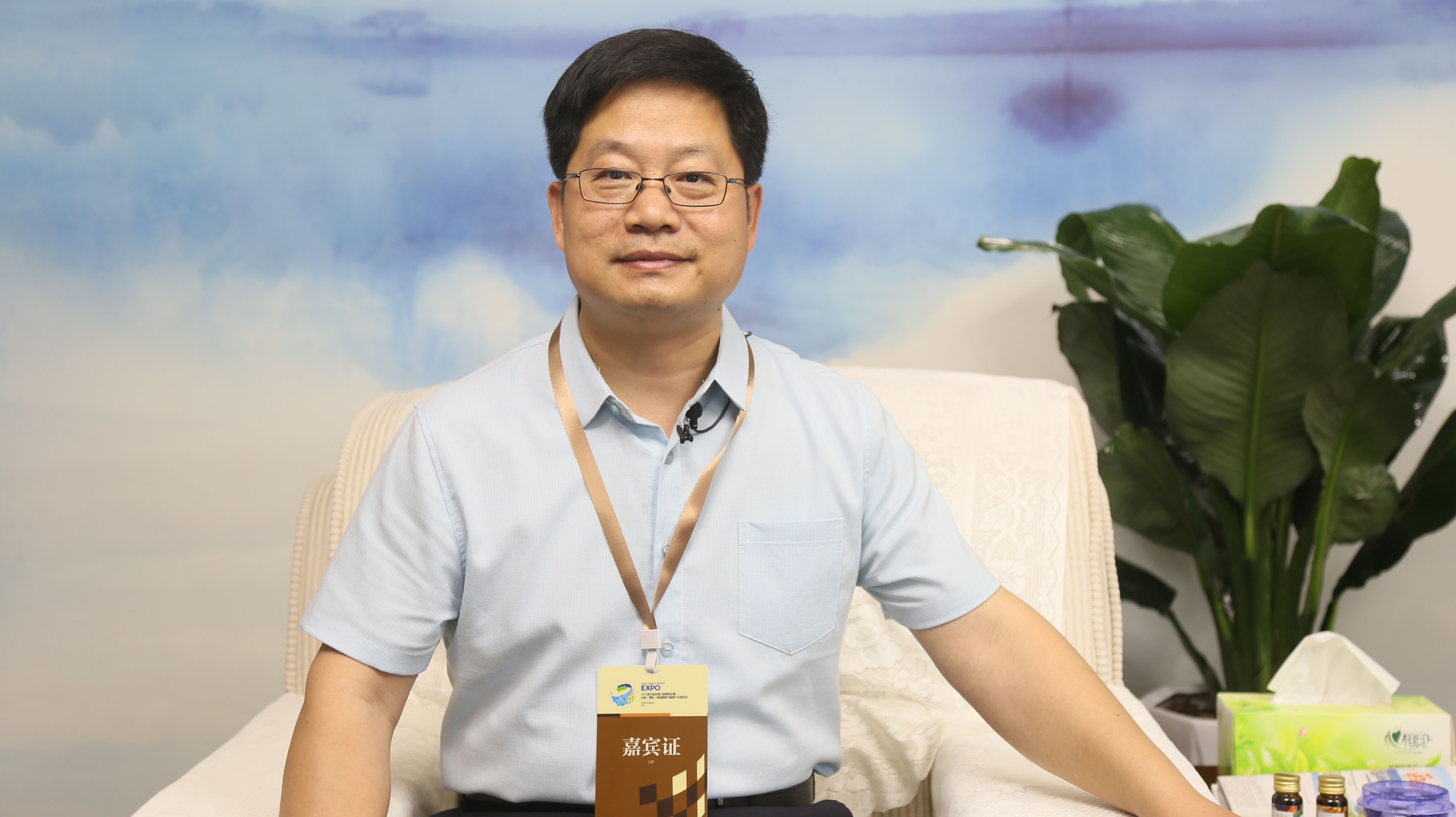 中國(guó)酵素城經(jīng)過5年的發(fā)展近70家企業(yè)落戶，形成了一個(gè)相對(duì)完整的鏈條，未來的發(fā)展是不可估量的